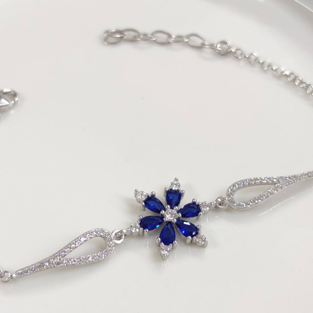 LACİ LOTUS ÇİÇEK GÜMÜŞ BİLEKLİK 17+3 CM - RODYUM BEYAZ