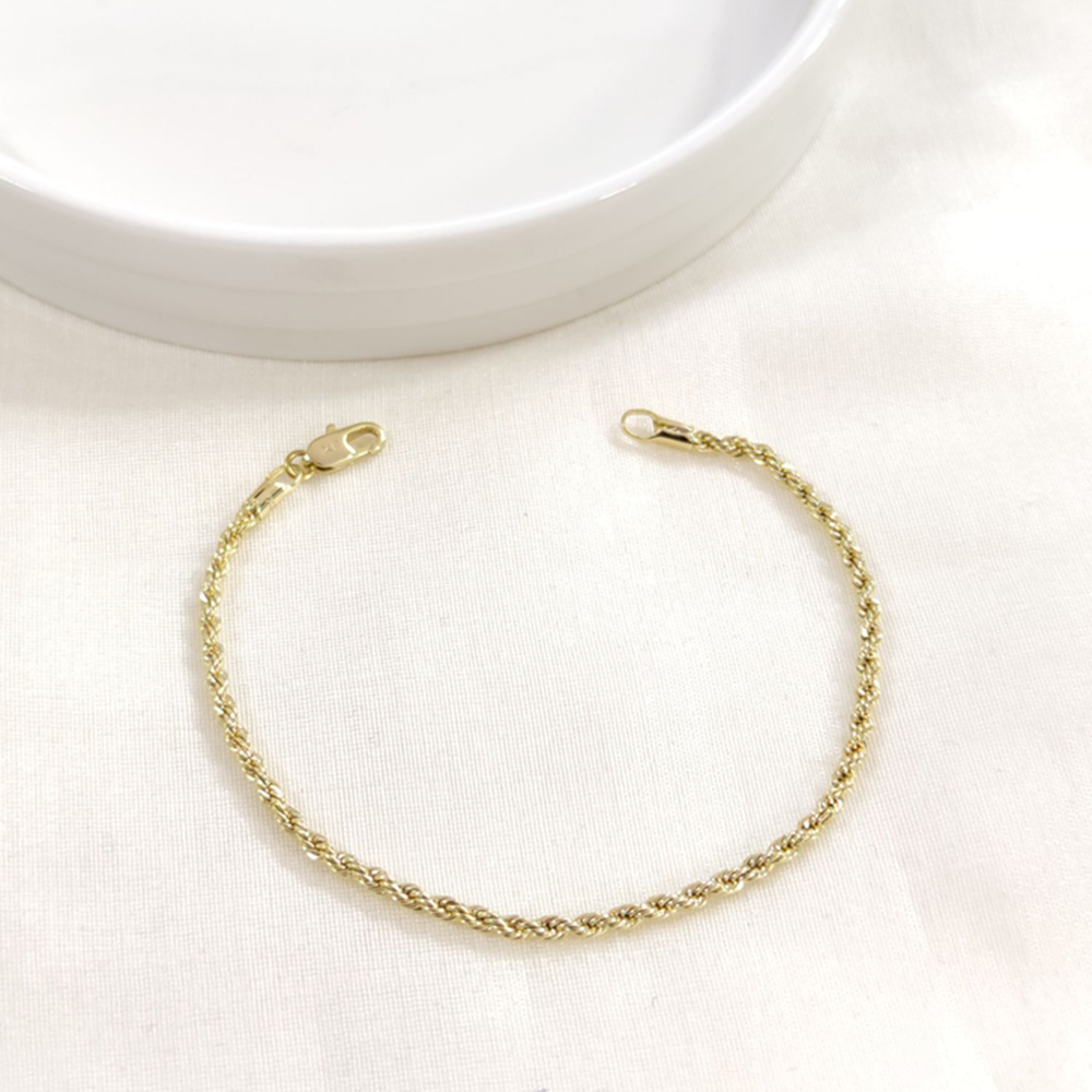 XUPING 2 MM ENİNDE BURGU BİLEKLİK GOLD 19 CM