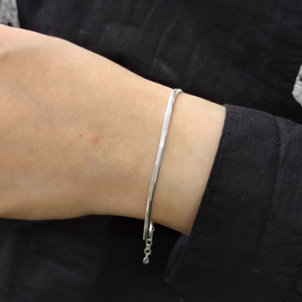 2,5 MM YASSI GÜMÜŞ BİLEKLİK