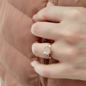 LOTUS ÇİÇEĞİ ZİRKON TAŞLI GÜMÜŞ YÜZÜK - ROSE BAKIR