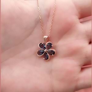 LACİVERT TAŞLI ÇİÇEK GÜMÜŞ KOLYE - ROSE BAKIR