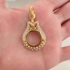 ÇEYREK KONULABİLEN DORİCA GÜMÜŞ KOLYE UCU