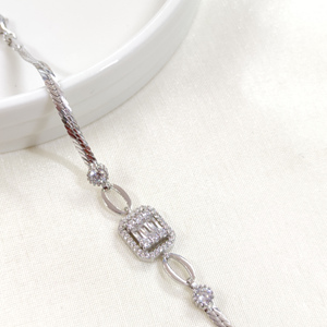 YILAN YASSI ZİNCİRLİ BAGET GÜMÜŞ BİLEKLİK - RODYUM BEYAZ