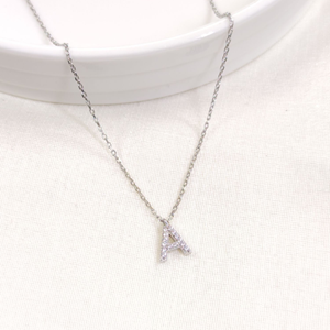 1 CM TAŞLI A HARF GÜMÜŞ KOLYE 40+5 CM - RODYUM BEYAZ