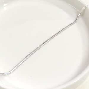 2,5 MM YASSI GÜMÜŞ BİLEKLİK