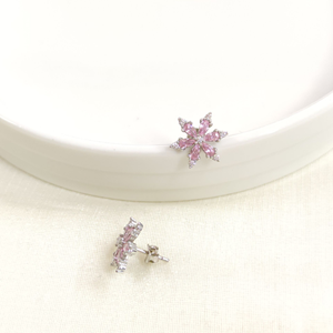 14 MM PEMBE TAŞLI LOTUS ÇİVİ GÜMÜŞ KÜPE