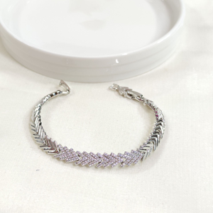 XUPING TAŞLI 7 MM BALIK SIRTI BİLEKLİK BEYAZ 17+3 CM