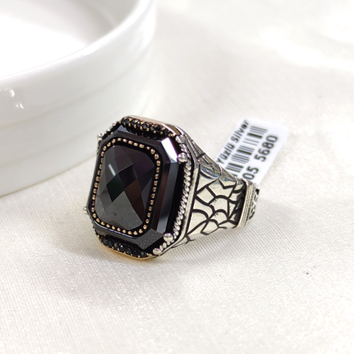 SİYAH TAŞLI GÜMÜŞ ERKEK YÜZÜK