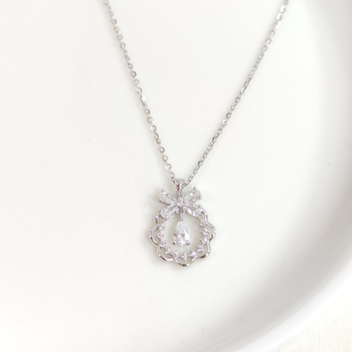 İTHAL 13 MM FİYONK ÇEMBER DAMLA GÜMÜŞ KOLYE