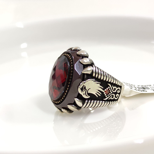 PENÇE KARTAL KIRMIZI TAŞLI GÜMÜŞ ERKEK YÜZÜK