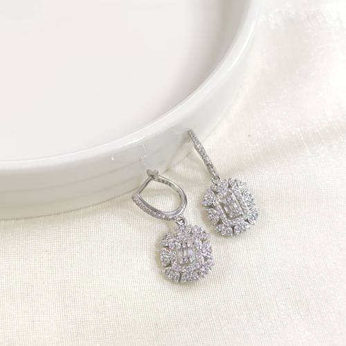 İTHAL ÇİÇEK BAGET GÜMÜŞ 10 MM HALKA KÜPE