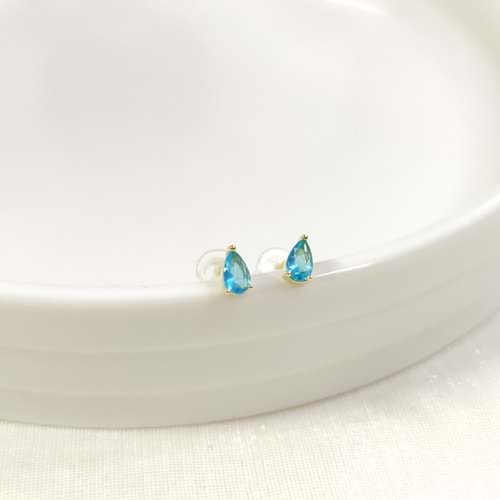 İTHAL 5 MM SOFT MAVİ DAMLA TAŞ GÜMÜŞ ÇİVİ KÜPE