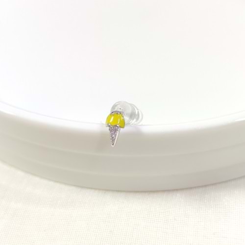 İTHAL 8 MM SARI DONDURMA TEKLİ GÜMÜŞ ÇİVİ KÜPE