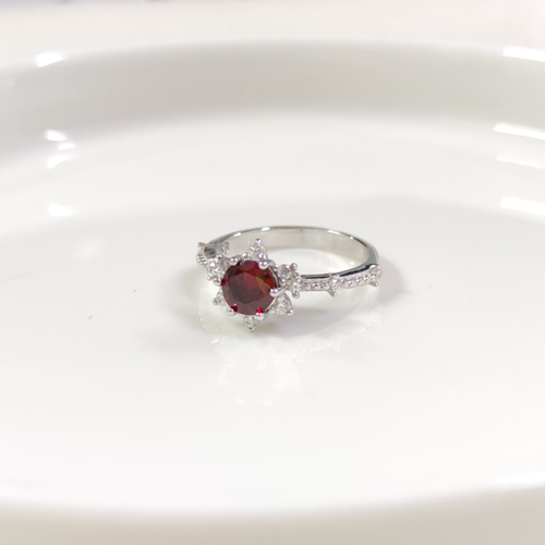 KIRMIZI ZİRKON TAŞLI ÇİÇEK LOTUS TEK TAŞ GÜMÜŞ YÜZÜK