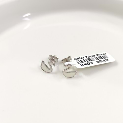 8 MM MİNELİ KUĞU GÜMÜŞ ÇİVİ KÜPE