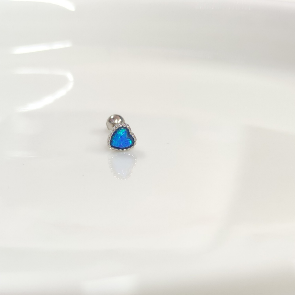 OPAL KALP GÜMÜŞ TRAGUS PIERCING