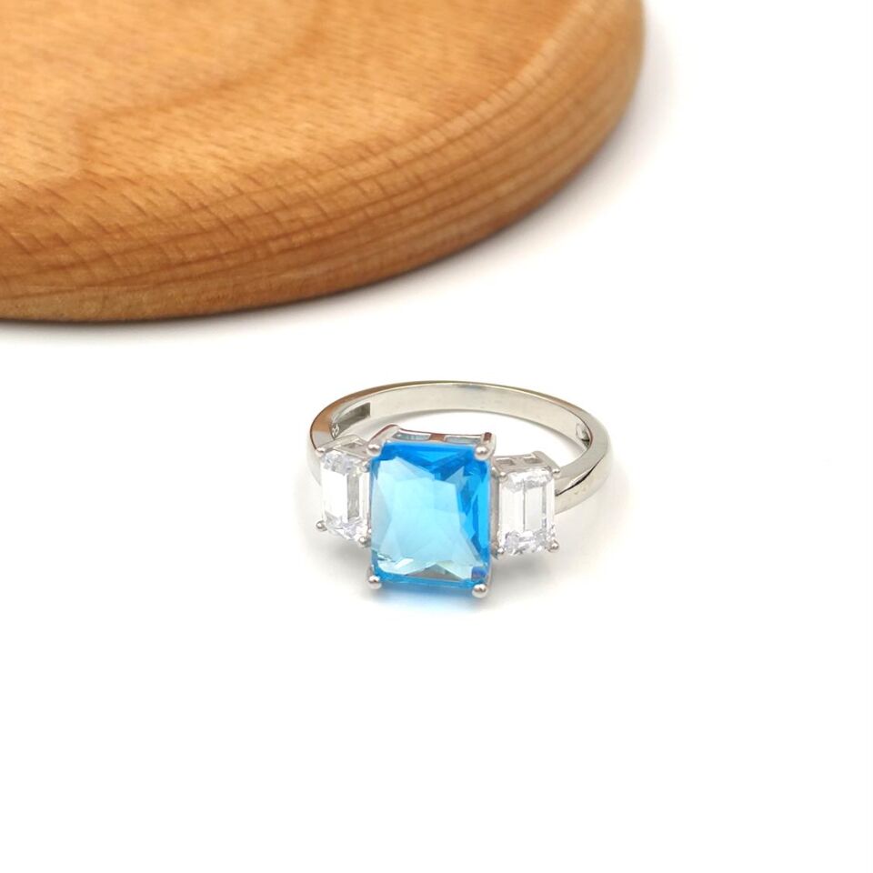 BLUE TOPAZ BAGET GÜMÜŞ YÜZÜK