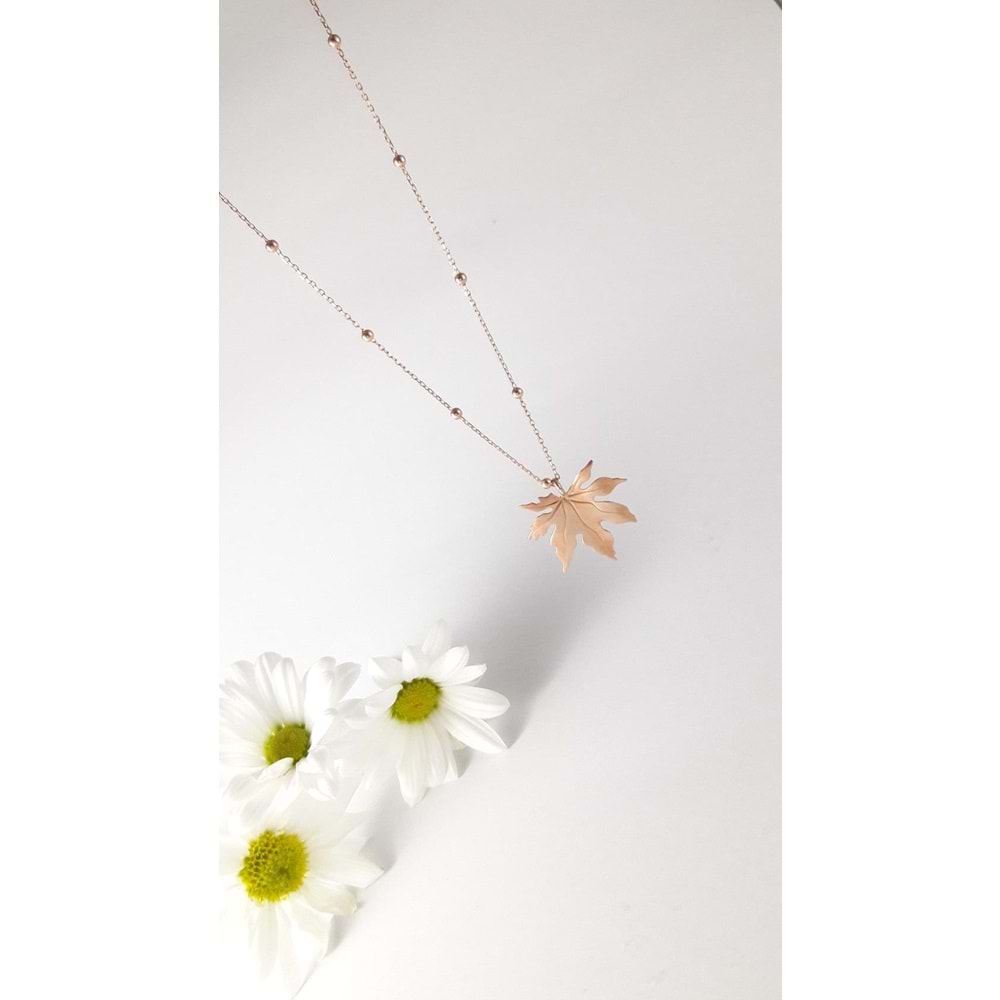 ÇINAR YAPRAĞI GÜMÜŞ KOLYE