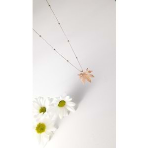 ÇINAR YAPRAĞI GÜMÜŞ KOLYE