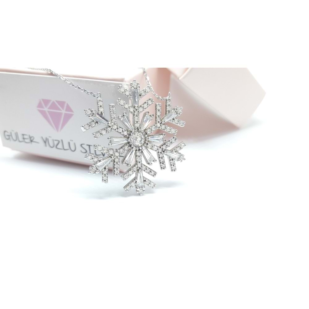 BAGET TAŞLI KARTANESİ GÜMÜŞ KOLYE