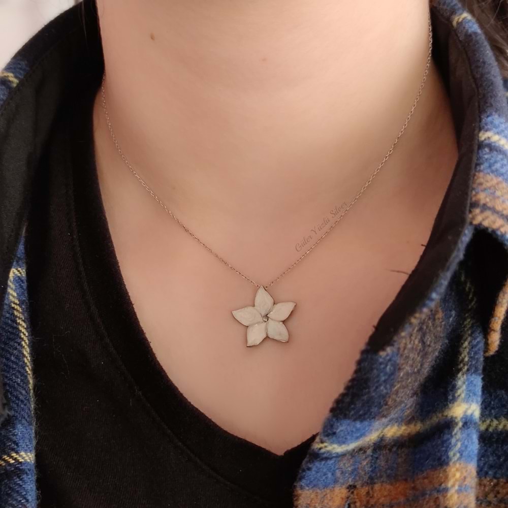 MİNELİ ÇİÇEK GÜMÜŞ KOLYE - BEYAZ