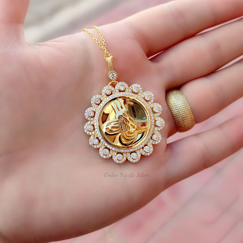 ALTIN KAPLAMA YUVARLAK TUĞRA GÜMÜŞ KOLYE