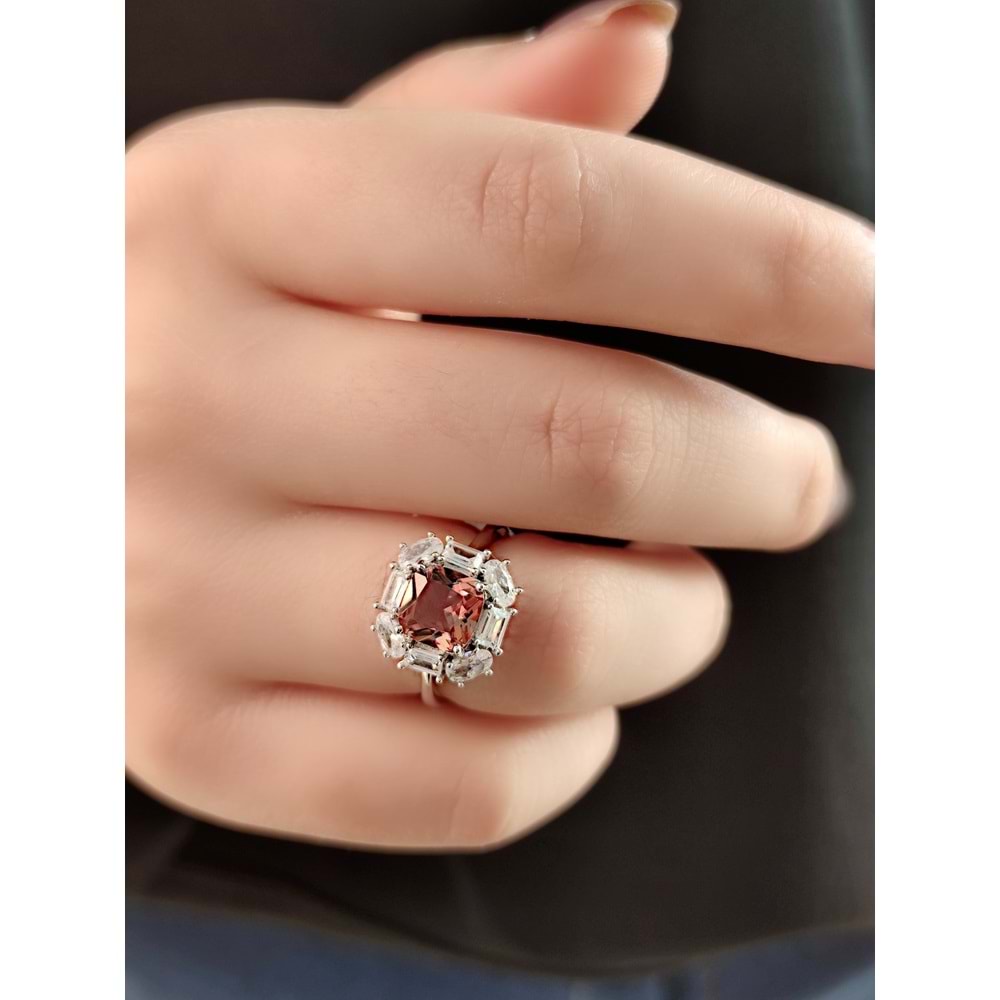 KARE BAGET TAŞLI SULTANİT GÜMÜŞ YÜZÜK G1183 - 12