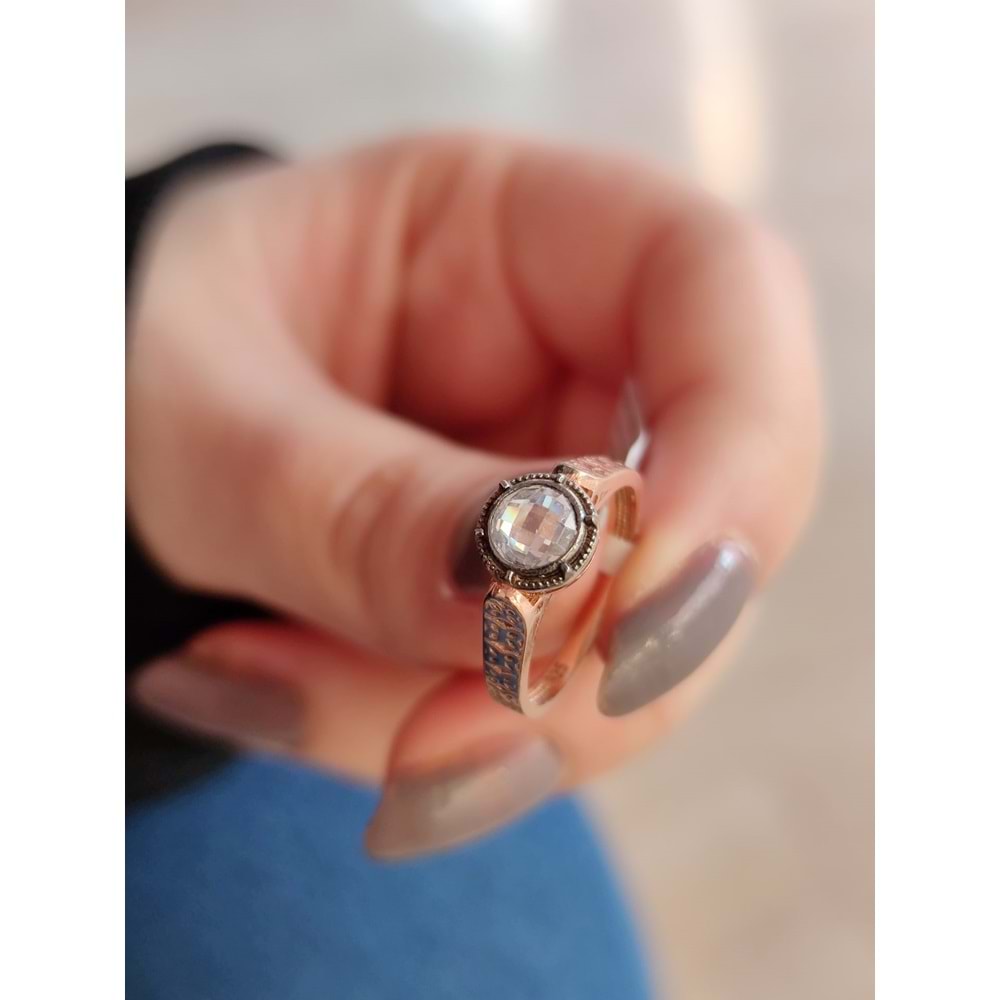 ELMAS MONTÜR TEK TAŞ GÜMÜŞ YÜZÜK-14 NUMARA