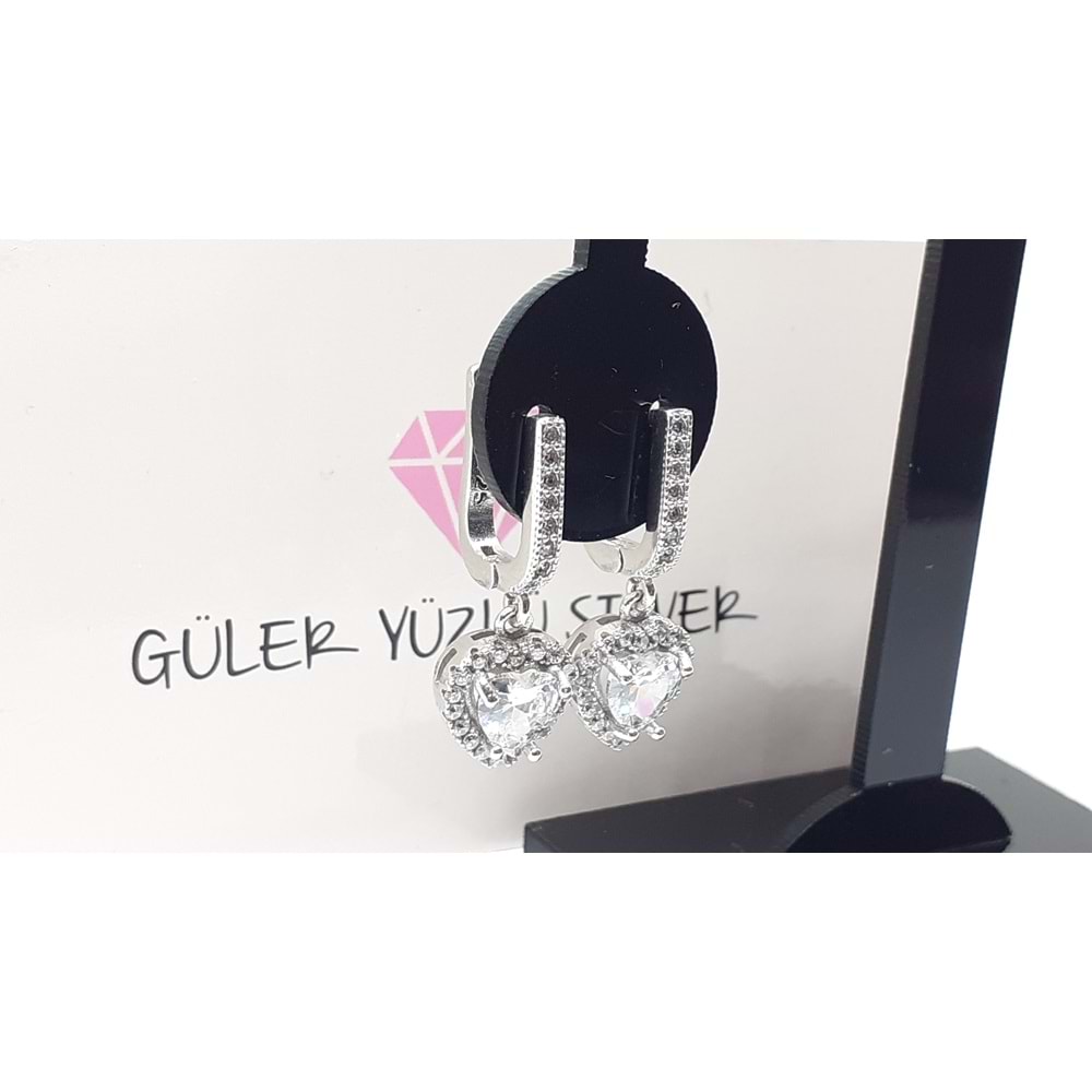 ZİRKON TAŞLI SALLANTILI KALPLİ GÜMÜŞ KÜPE