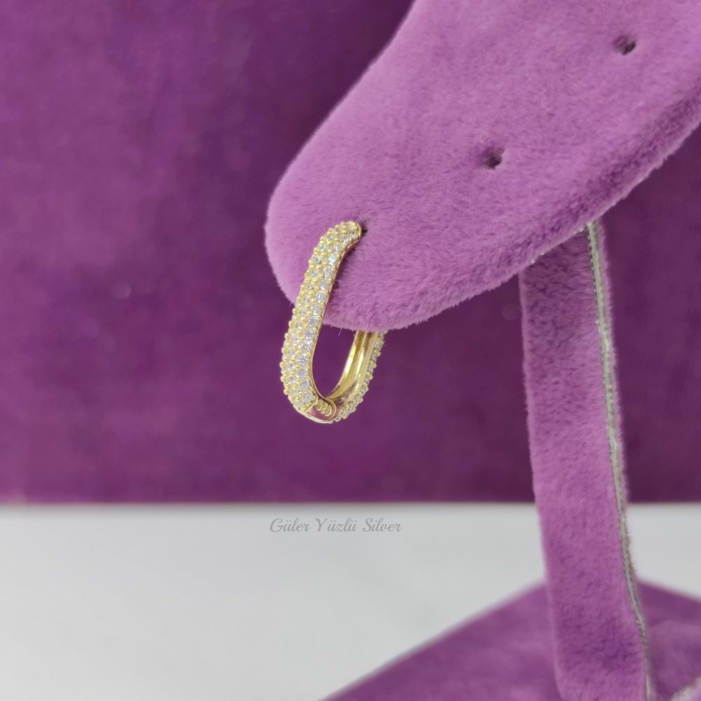 ZİRKON TAŞLI ORTA BOY OVAL HALKA GÜMÜŞ KÜPE