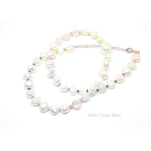 RENKLİ BONCUK DETAYLI BAROK İNCİ GÜMÜŞ KOLYE