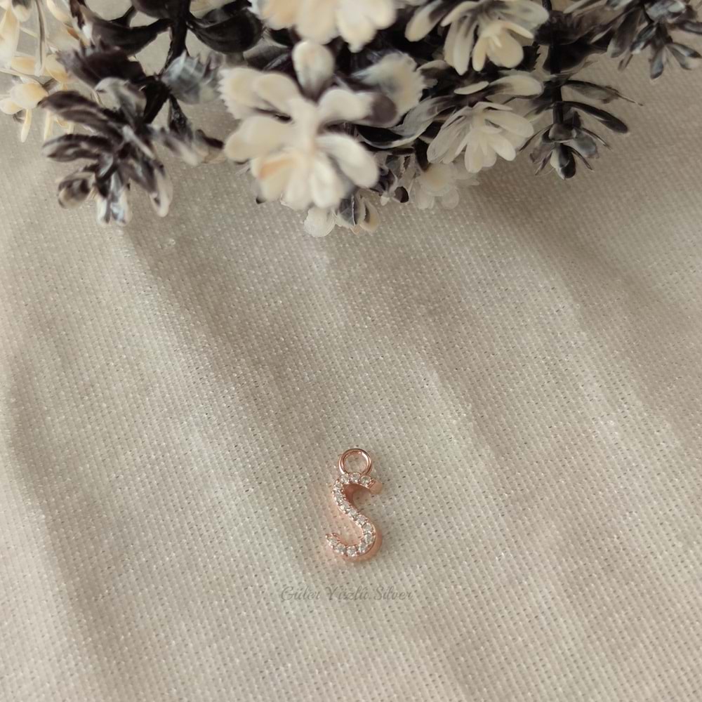 İTHAL TAŞLI HARF ( KOLYE KÜPE BİLEKLİK UCU) - ROSE ALTIN KAPLAMA (BAKIR) - S HARFİ