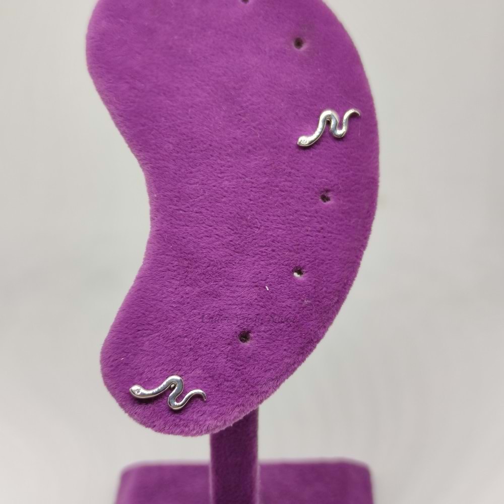 YILAN ÇİVİ GÜMÜŞ KÜPE - RODYUM BEYAZ