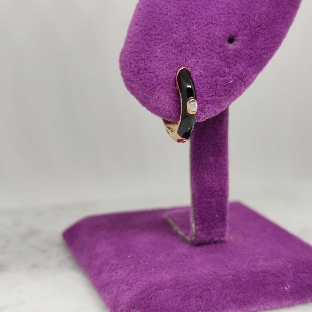 SİYAH MİNELİ TEK GÜMÜŞ HALKA KÜPE - ROSE BAKIR