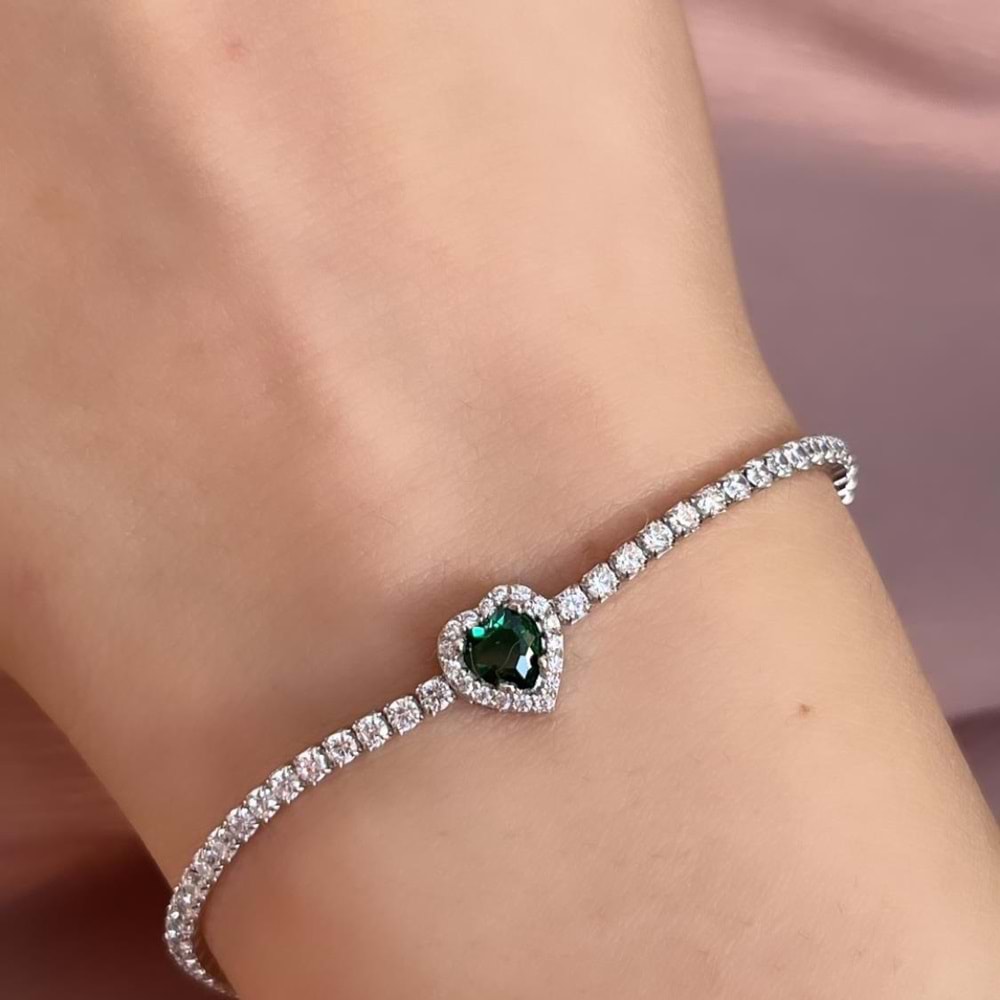 YEŞİL TAŞLI KALP SU YOLU GÜMÜŞ BİLEKLİK - RODYUM BEYAZ