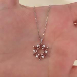 SULTANİT TAŞLI ÇİÇEK GÜMÜŞ KOLYE - RODYUM BEYAZ