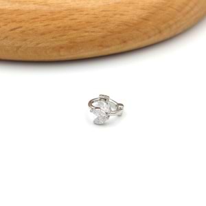 ÜÇ YAPRAK LOTUS HALKA GÜMÜŞ TRAGUS PIERCING