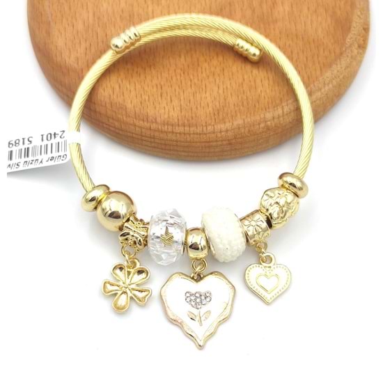 ÇELİK KALP BEYAZ TOP SALLANTILI BİLEKLİK