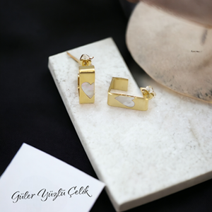 ÇELİK BEYAZ KALP DETAY U HALKA KÜPE