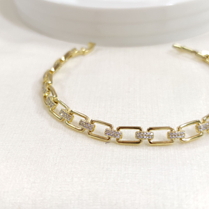 XUPING TAŞ DETAYLI ATAÇ BİLEKLİK GOLD