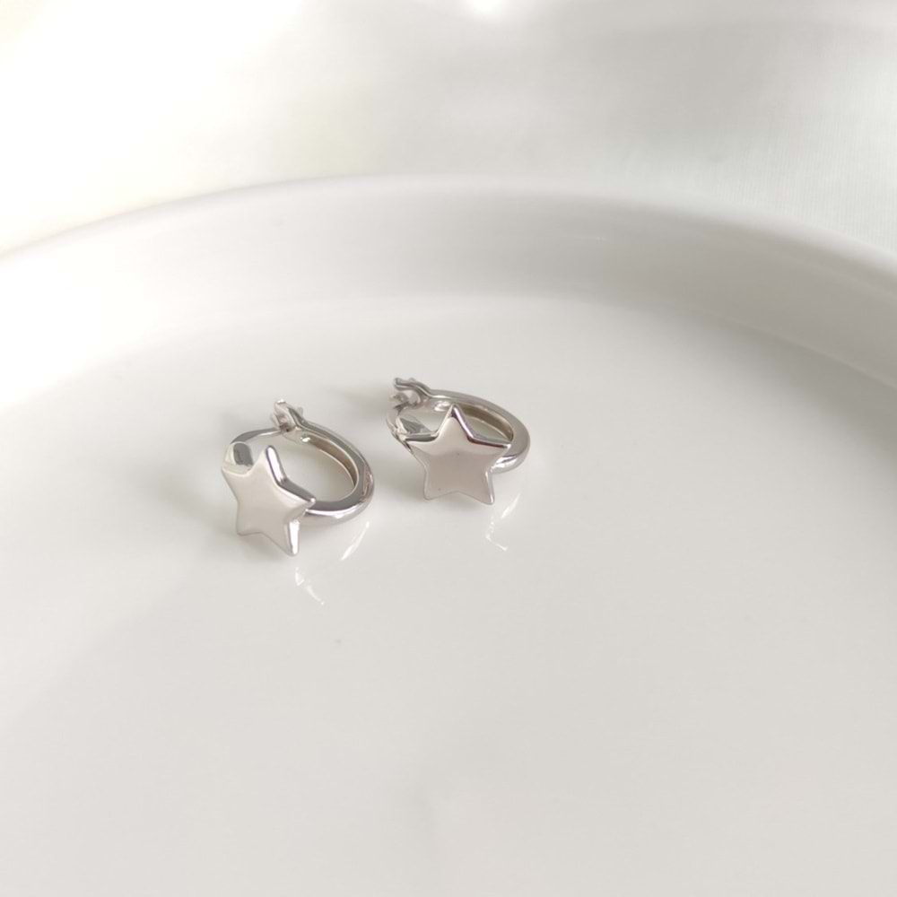 İTHAL DÜZ YILDIZ 10 MM HALKA GÜMÜŞ KÜPE - RODYUM BEYAZ