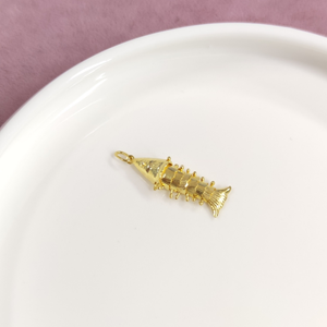 HAREKETLİ SALLANAN BALIK KOLYE UCU 3 CM - ALTIN SARI