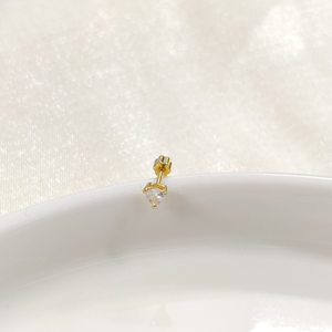 KALP TAŞLI GÜMÜŞ TRAGUS PIERCING