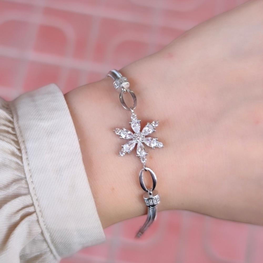 YASSI ZİNCİR LOTUS GÜMÜŞ BİLEKLİK 17 + 3 CM - RODYUM BEYAZ