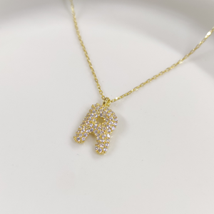 R TAŞLI GÜMÜŞ HARF KOLYE - ALTIN SARI