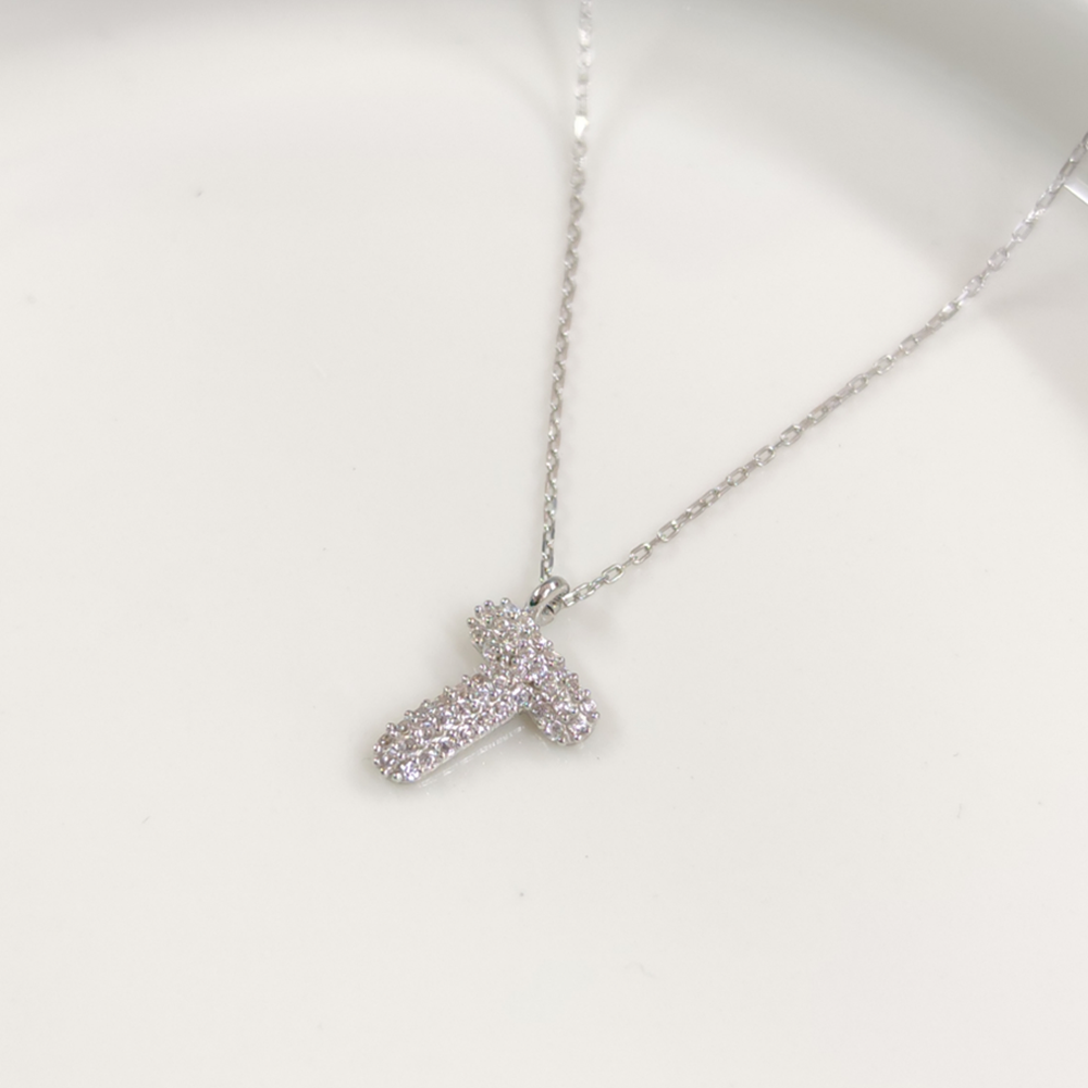 T TAŞLI GÜMÜŞ HARF KOLYE - RODYUM BEYAZ