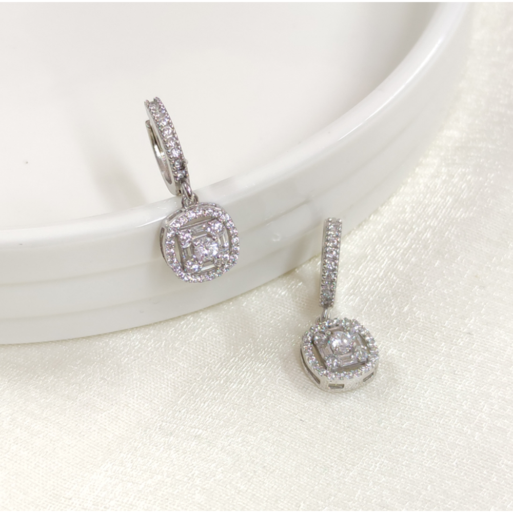 BAGET KARE HALKA GÜMÜŞ KÜPE - RODYUM BEYAZ