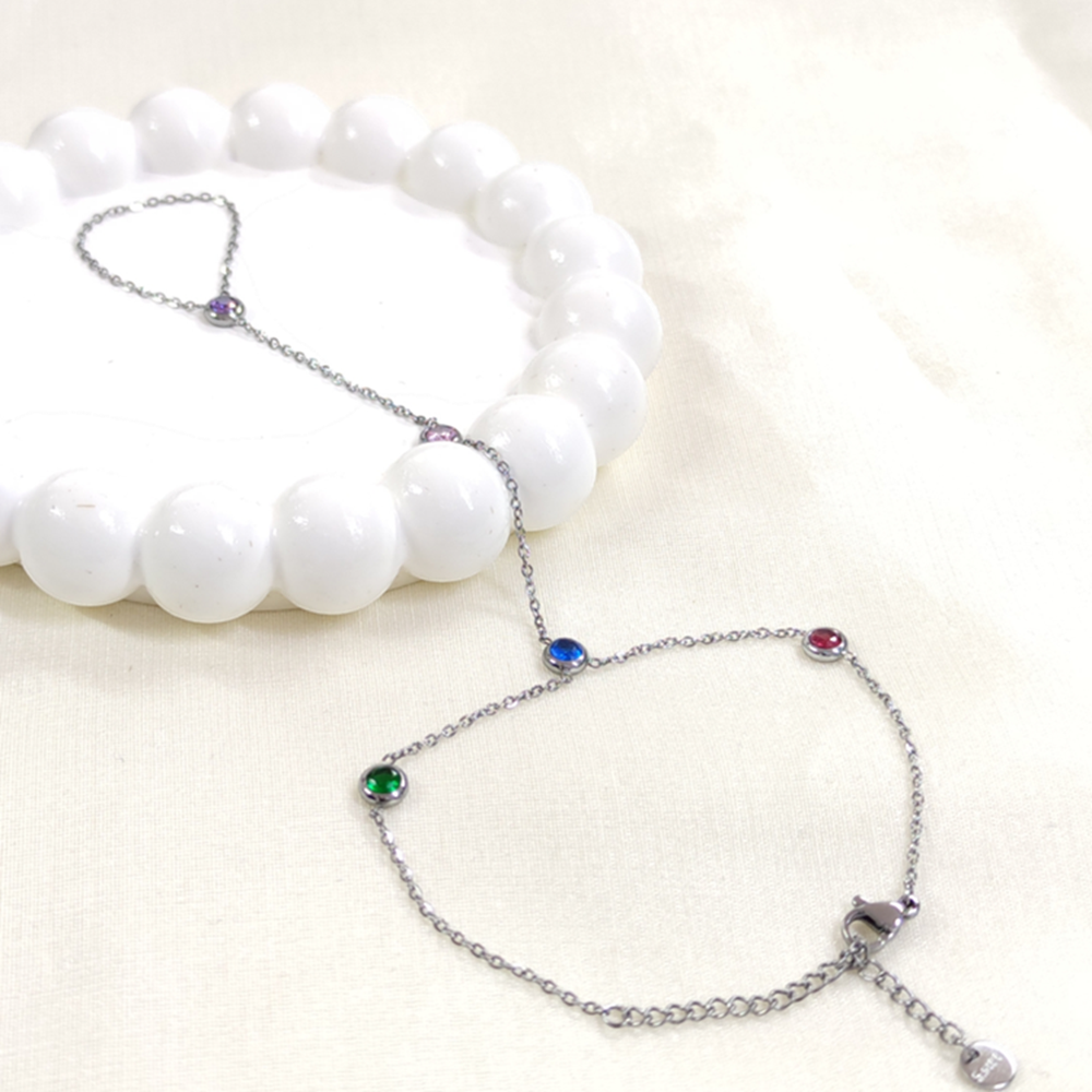 ÇELİK RENKLİ TAŞLI ŞAHMERAN - BEYAZ