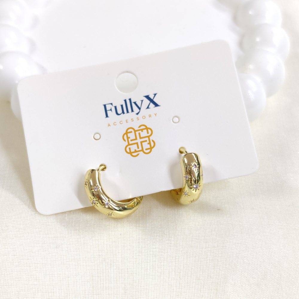 FULLYX 13 MM YILDIZ TAŞ DETAYLI 7 MM KALIN HALKA KÜPE GOLD
