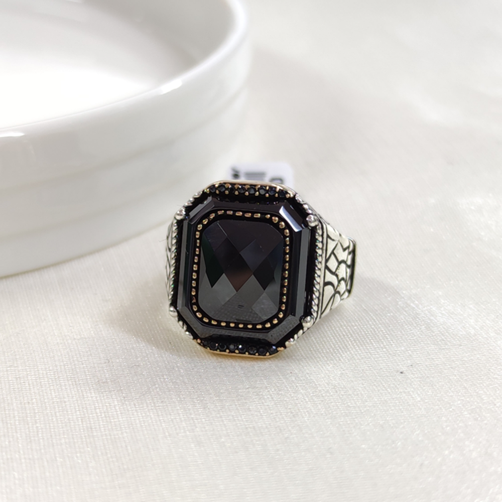SİYAH TAŞLI GÜMÜŞ ERKEK YÜZÜK
